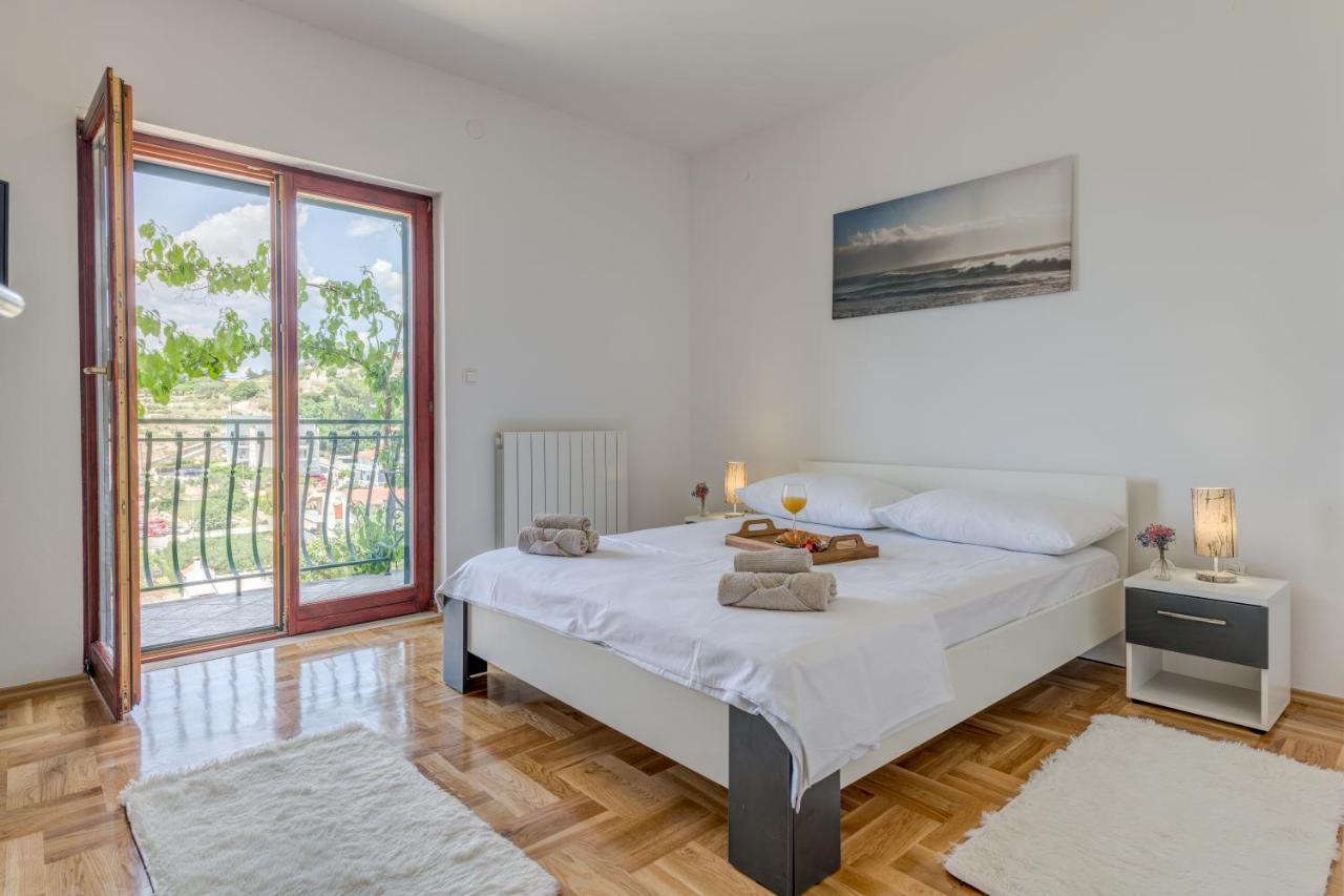 Apartman Aurelia Подстрана Екстер'єр фото